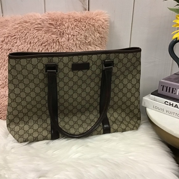 Gucci Handbags - Gucci Tote Bag
